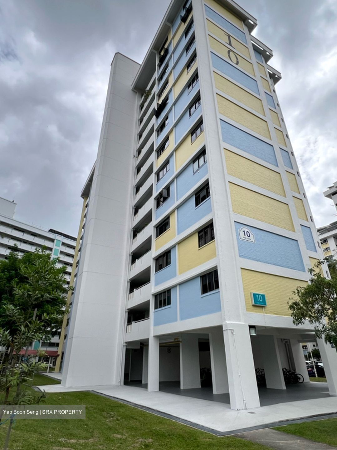 Blk 10 Pine Close (Geylang), HDB 4 Rooms #516532071